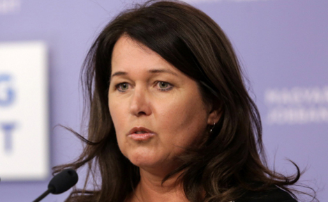 Pelczné Gáll Ildikó európai parlamenti képviselő is a szűrések fontosságát hangsúlyozta Kaposvárott